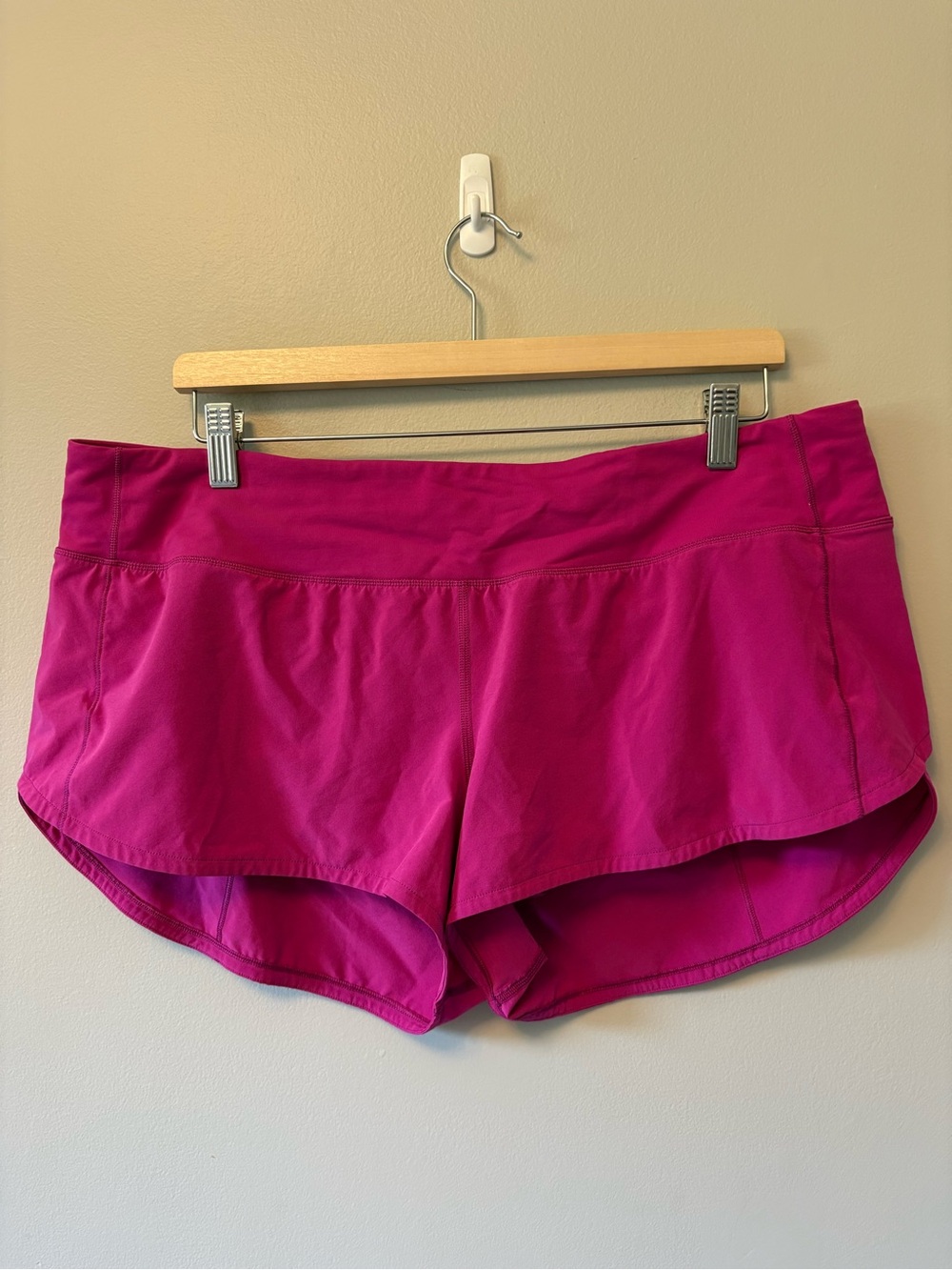 Lululemon Athletica Speed Up Shorts